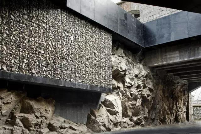 郑州装修公司哪家好 地上太拥挤，7个必看的地下建筑设计案例