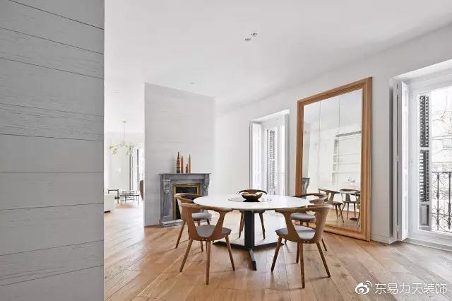 郑州装饰公司领军者 邻居家的地板拼了半年，看了效果后，我震惊了