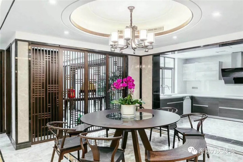 郑州装修公司把您搞家装，可别让灯具珊珊来迟